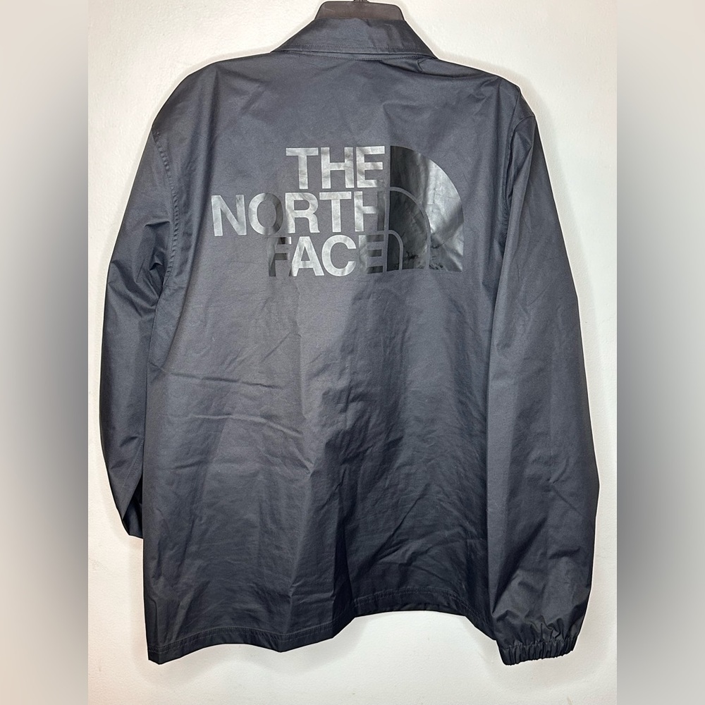 Men’s The North Face Jacket  Lightweight Xl Dryvent Zippered Pockets Buttton Up